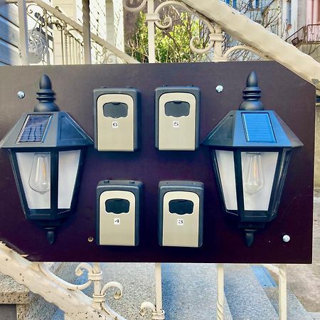 Living At Saarpartments - Adultsonly - Business & Holiday Homes With Kitchen For Long- And Short Term Stay, 3 Min To St Johanner Markt And Points Of Interest Saarbruecken Luaran gambar